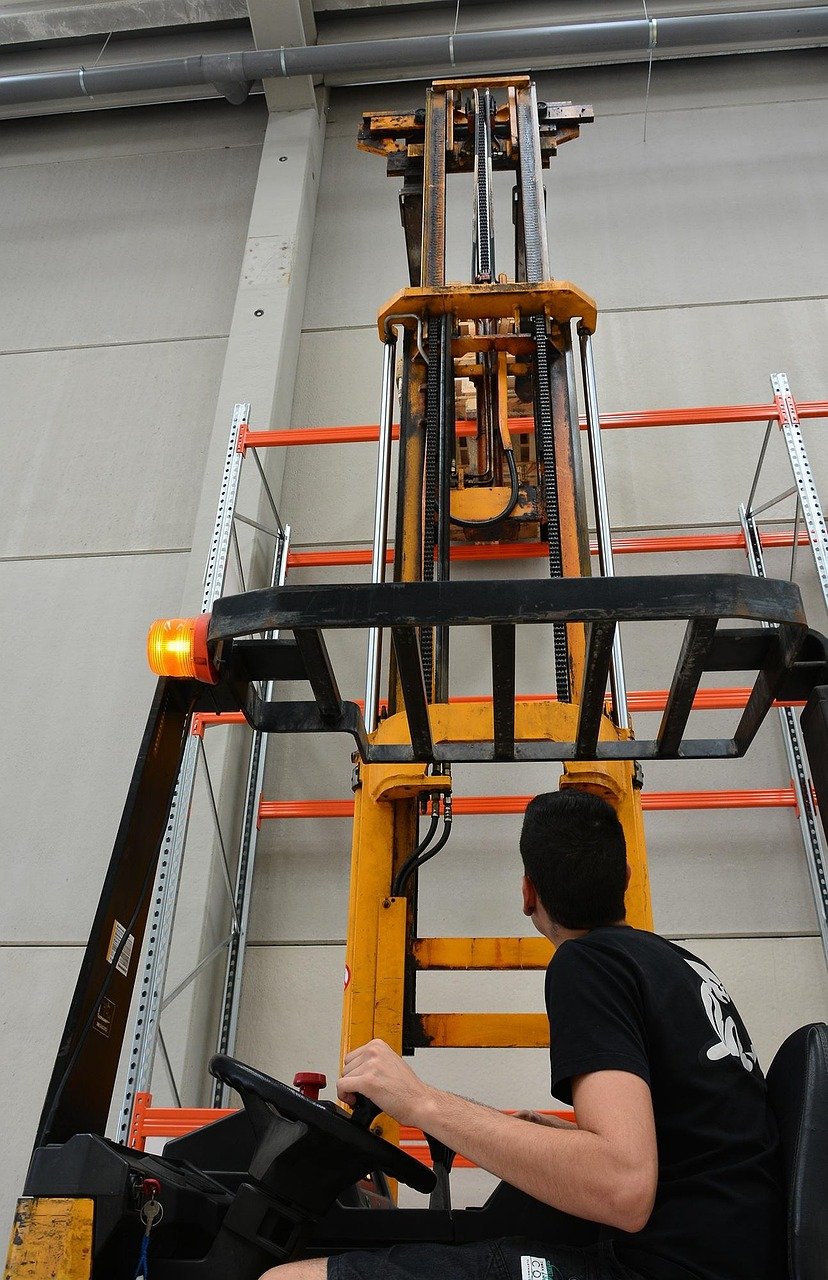 class, practice, retractable, shelves, pallets, palletizing, storage, entrepreneur, job, classroom, engineer, logistics, training, exam, proof, human resources, undertake, people working, professionals, worker, truck, labor, ability, driving, machinery, storage, storage, logistics, logistics, logistics, logistics, logistics, exam, human resources, human resources, human resources, worker, ability, ability
